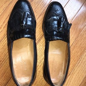 Johnston & Murphy Optima Tassel Wingtip Loafer- 9D